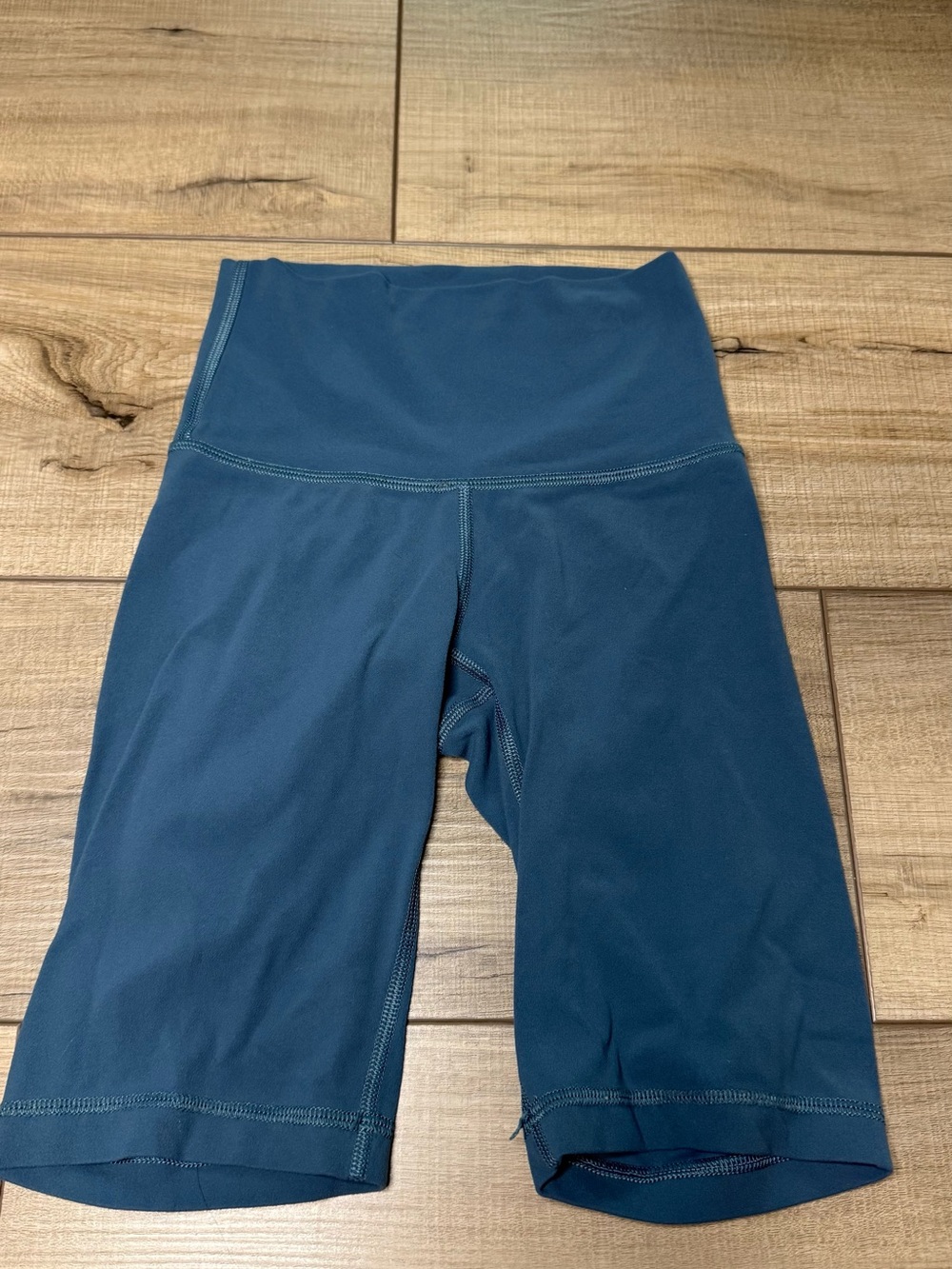 ARITZIA TnAction Butter Biker Shorts 2XS Blue High Rise 7” Yoga Workout